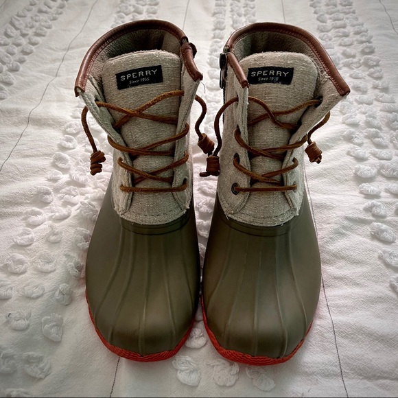 sperry duck boots coral bottom